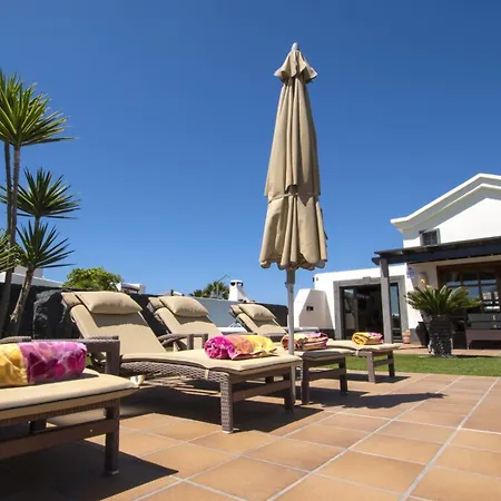 Villa Sbh Mavalosa 2 Bedrooms Playa Blanca Lanzarote