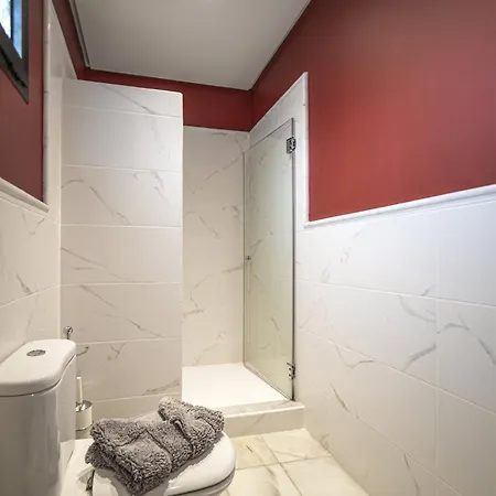 Marvelous 2 Bedrooms Kagura Spacious Sun Terrace Outdoor Pool, Hot Tub And Bbq Montana Roja *
