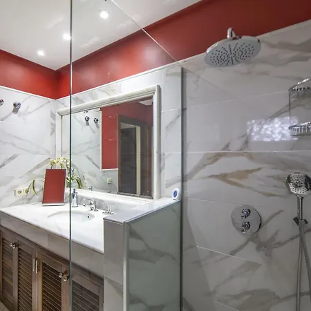 Marvelous 2 Bedrooms Kagura Spacious Sun Terrace Outdoor Pool, Hot Tub And Bbq Montana Roja וילה